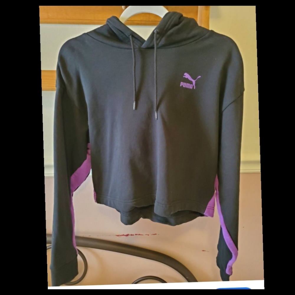 Puma Women's Sustainable Cropped Logo Black & Purple Hoodie Size Large